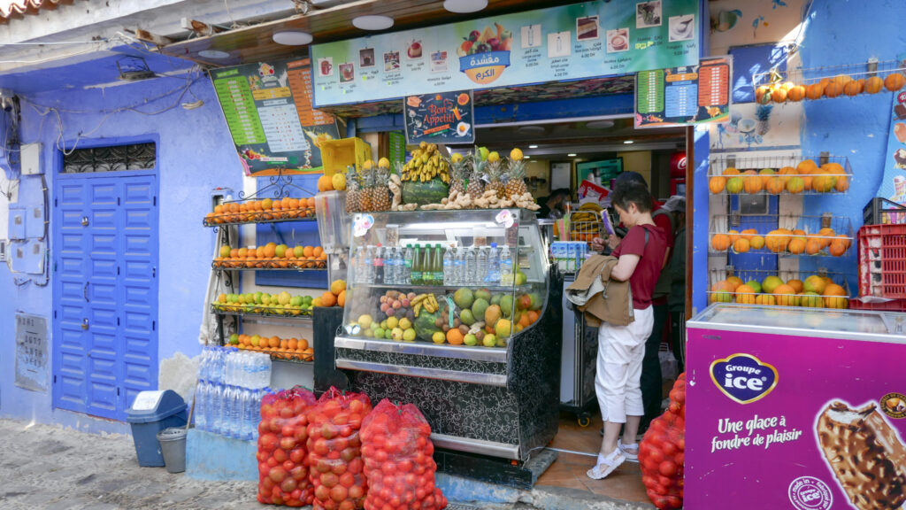 シャウエンの果物屋